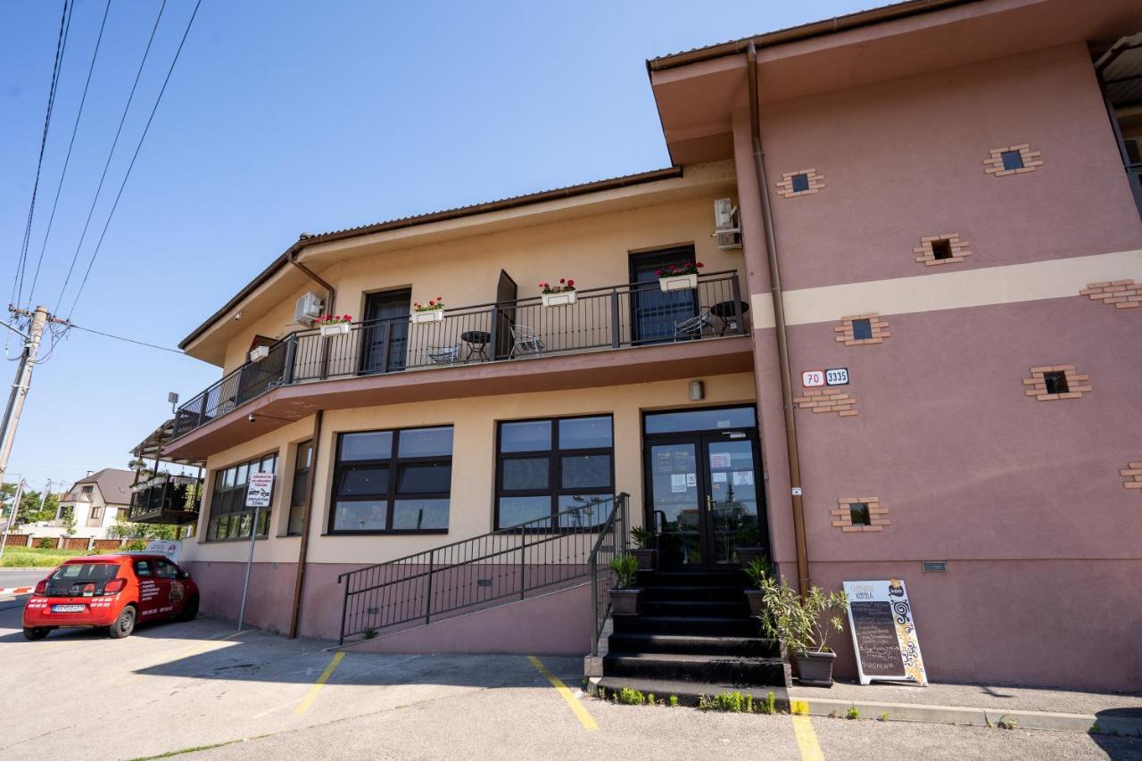 Penzion Toscana Nitra Exterior foto